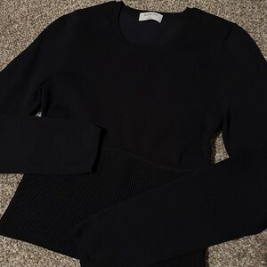 NWOT [Size M] - Aritzia Babaton Long Sleeve